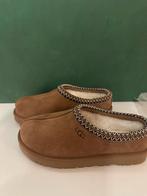 Ugg Tasman II Chestnut - Ongedragen maat 41, Ophalen of Verzenden, Nieuw, Bruin, Pantoffels of Sloffen