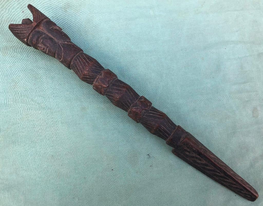 Oude houten Phurba uit Nepal of Tibet nummer 1, Ophalen of Verzenden