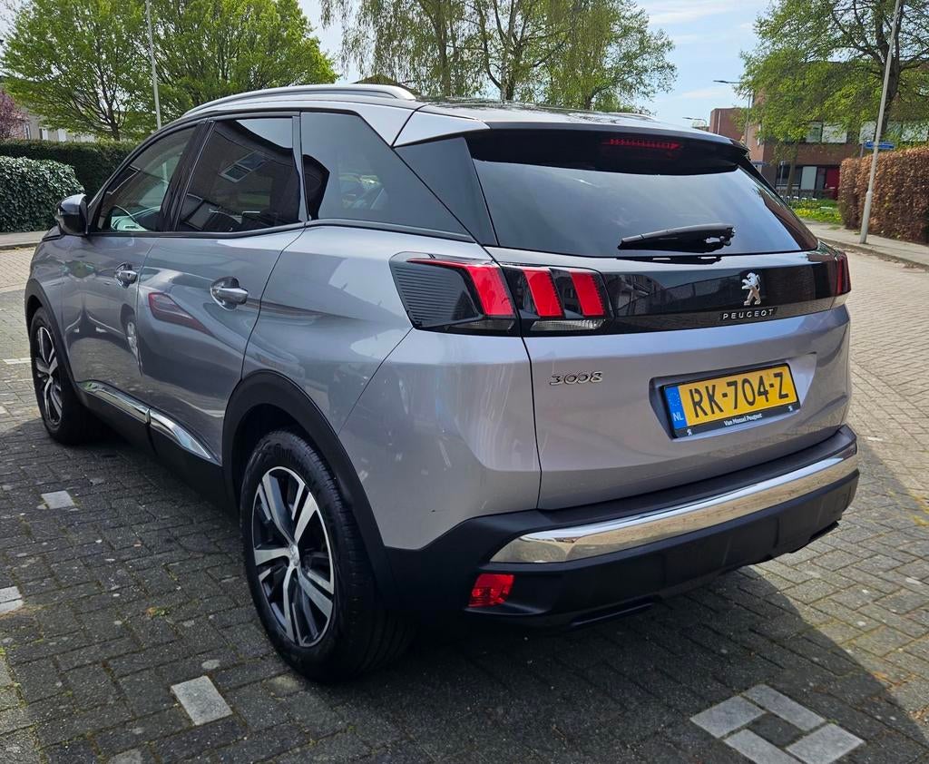 Peugeot 3008 1.2 Puretech automaat 130PK Eat6 2018 Grijs, Auto's, Peugeot, 1199 cc, Navigatiesysteem, 19 km/l, 3 cilinders