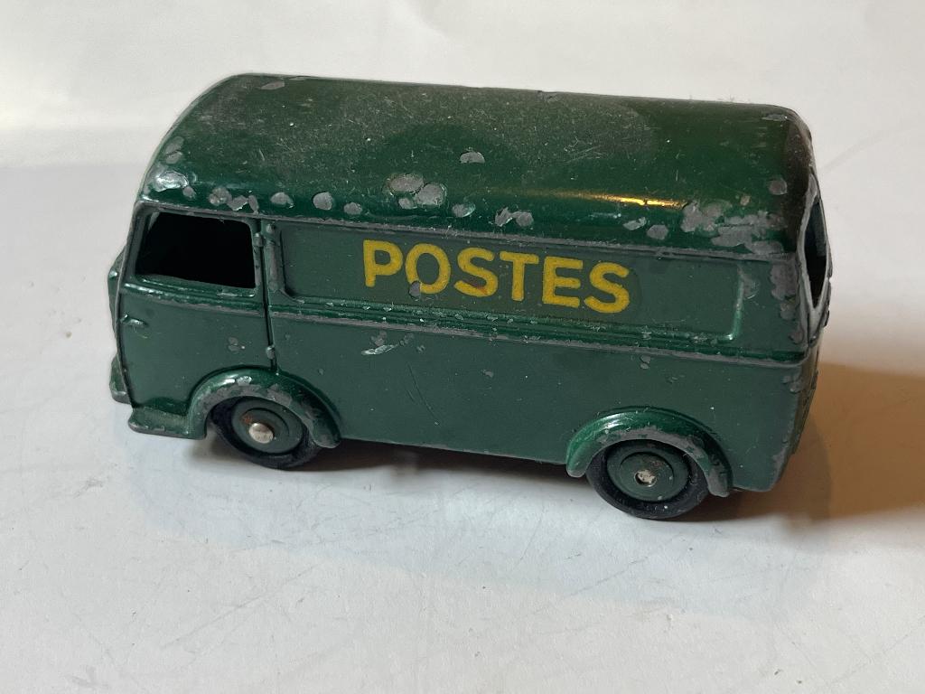 Dinky toys Peugeot D.3.A postes 25B, Hobby en Vrije tijd, Modelauto's | 1:43, Verzenden, Gebruikt, Auto, Dinky Toys