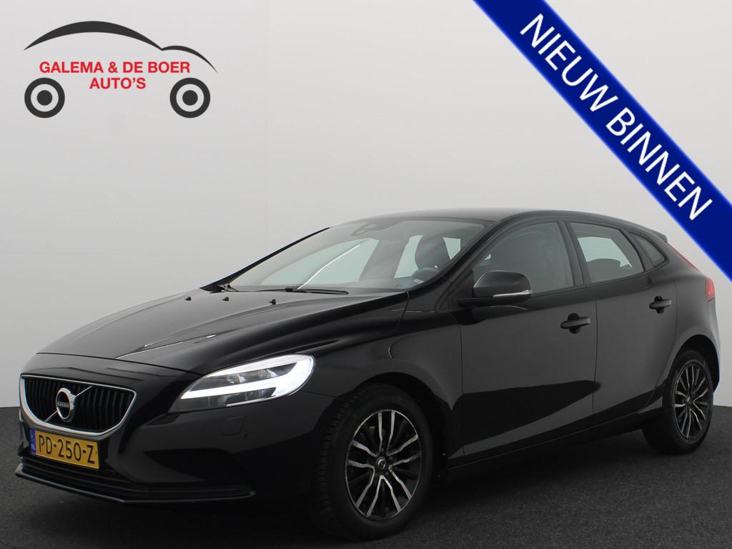 Volvo V40 2.0 T2 Nordic+ STANDKACHEL / STOELVERW / FULL LED, Voorwielaandrijving, Gebruikt, Euro 6, 4 cilinders
