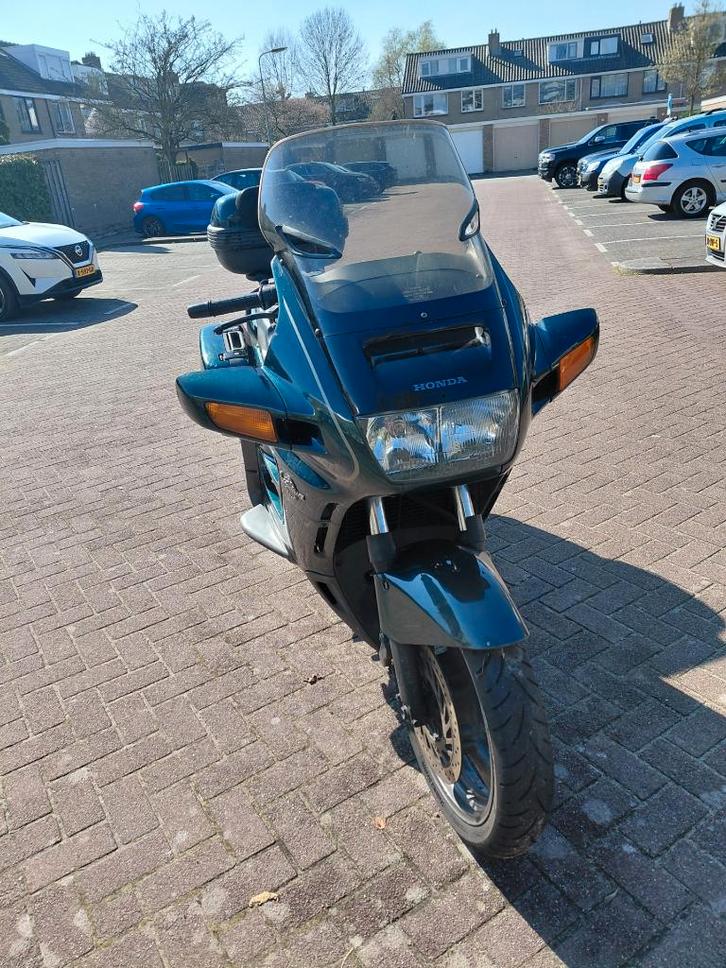 Honda  ST1100 Pan European, Motoren, Motoren | Honda, Particulier, Toermotor, meer dan 35 kW, 4 cilinders, Motorrijbewijs A, Cardan-aandrijving