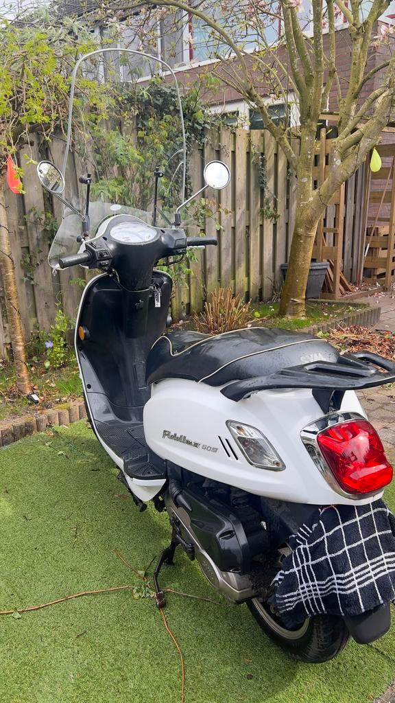 Sym fiddle 2 (opknap), Fietsen en Brommers, Scooters | SYM, Zo goed als nieuw, Fiddle, Benzine, Ophalen