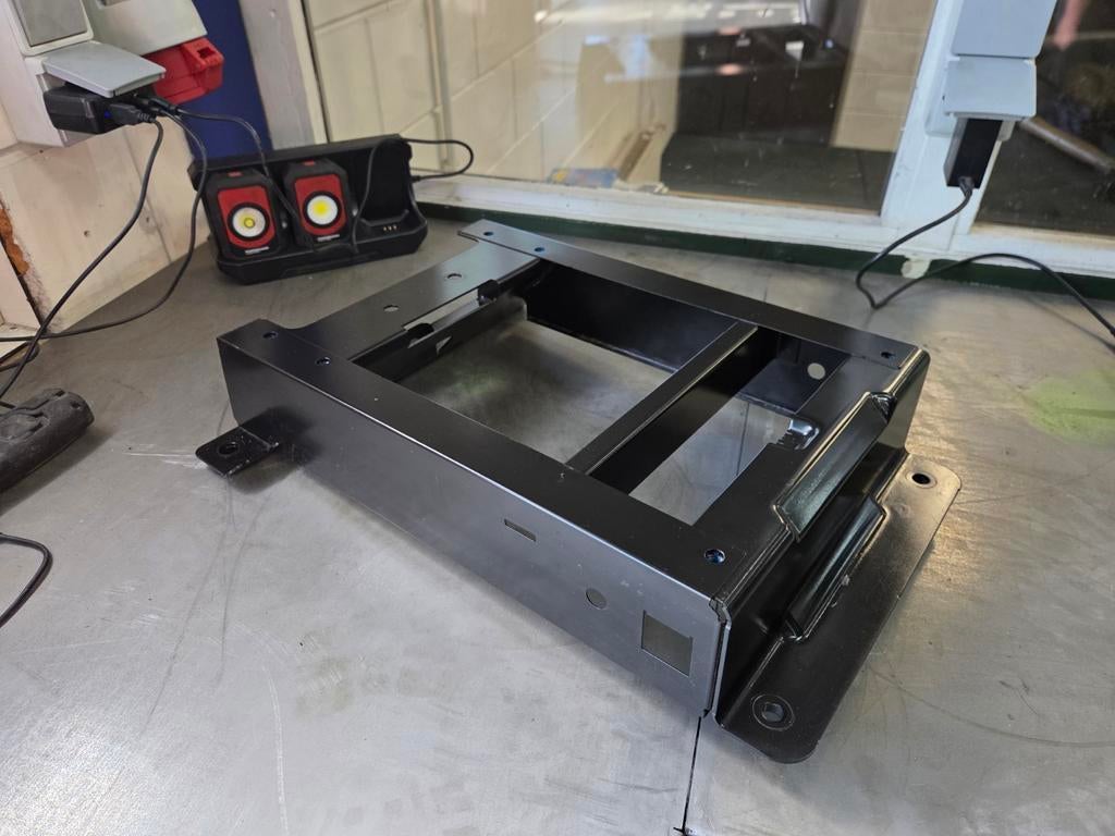 Stoelverlager DAF XG XG+ NGD 85mm met originele punten, Auto-onderdelen, Interieur en Bekleding, Ophalen of Verzenden, Nieuw, Overige automerken