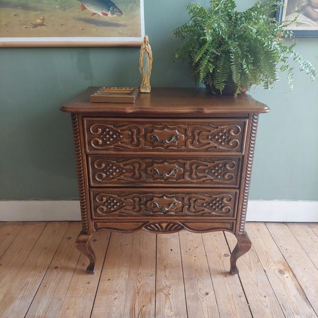 Lucky Vintage Franse brocante ladekast met houtsnijwerk, Ophalen, Gebruikt, ., 50 tot 100 cm