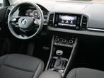 Skoda Karoq 1.5 TSI 150pk ACT Business Edition Automaat Appl, Auto's, Skoda, Stof, 1498 cc, 4 cilinders, Wit
