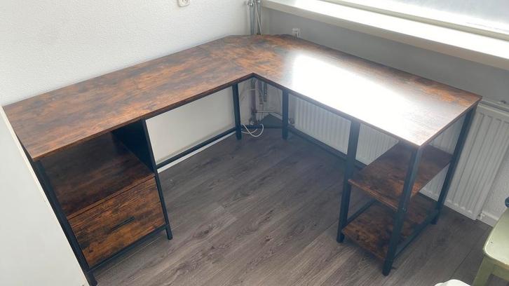 Hoek Bureau Ikea!, Huis en Inrichting, Bureaus, Zo goed als nieuw, Ophalen