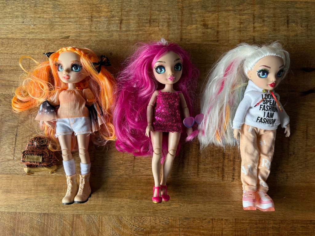 3 Rainbow High mode poppen zgan, Kinderen en Baby's, Speelgoed | Poppen, Ophalen of Verzenden, Zo goed als nieuw, Overige typen