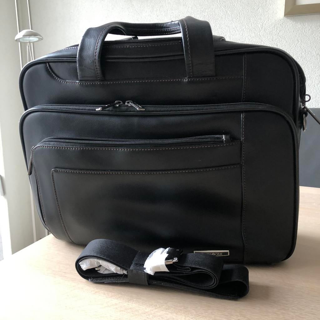 Samsonite laptoptas, Computers en Software, Laptoptassen, Ophalen, 17 inch of meer, Zo goed als nieuw