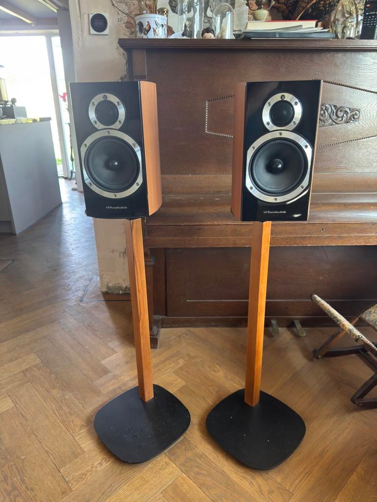 Wharfedale Diamond 10.1 met stands, Audio, Tv en Foto, Zo goed als nieuw, 60 tot 120 watt, Front, Rear of Stereo speakers, Ophalen