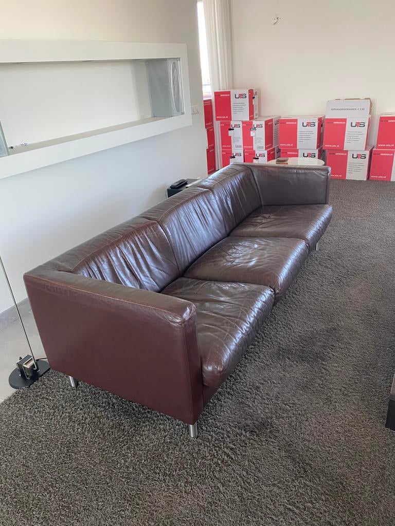 Lederen bank. Gerard vd Berg. Wegens verhuizing, Huis en Inrichting, Banken | Sofa's en Chaises Longues, Gebruikt, Driepersoons