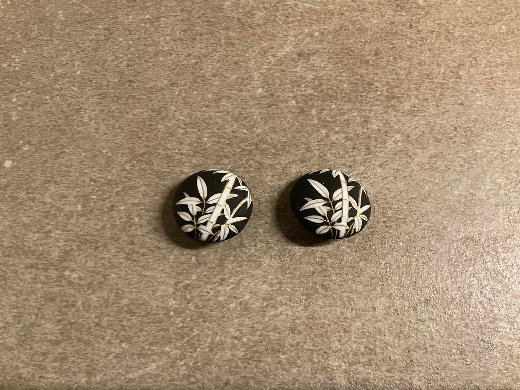 Vintage jaren 50 handmadeToshikane clip on oorbellen, Sieraden, Tassen en Uiterlijk, Oorbellen, Overige materialen, Gebruikt, Zwart