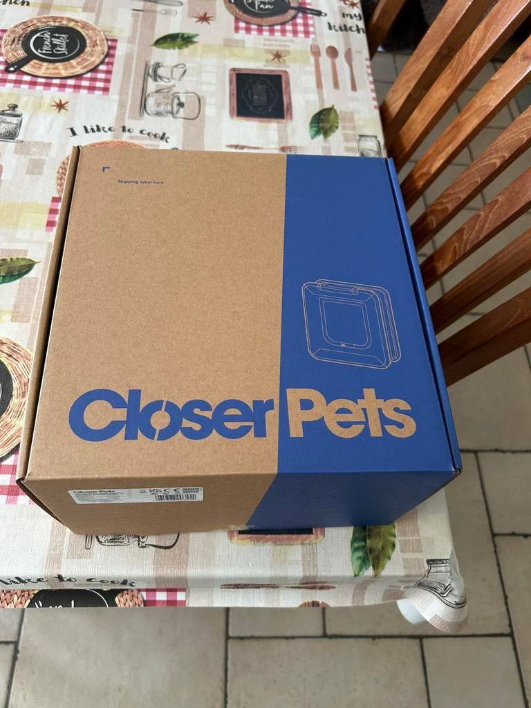 Te koop kattenluik voor een chip, Ophalen, Nieuw