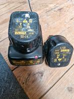 Dewalt oplader en 2 Accu's, Ophalen of Verzenden, Gebruikt