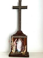 Groot antiek kruisbeeld altaar biscuit beeldje Jezus 71 cm, Ophalen