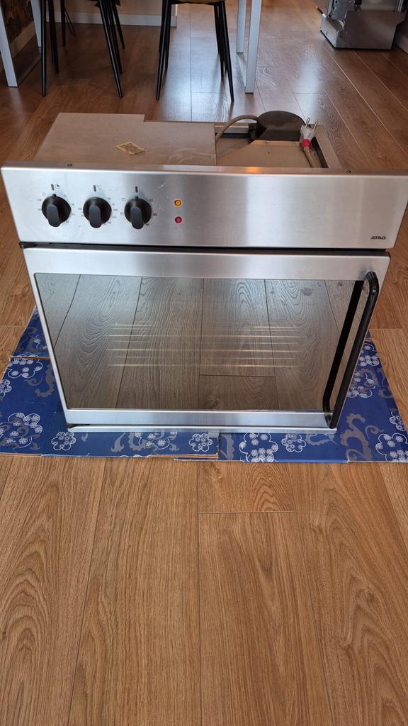 ATAG inbouw oven, Witgoed en Apparatuur, Gebruikt, Oven, Hete lucht, Inbouw