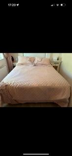 Sprei van istikbal, Ophalen, Zo goed als nieuw, Tweepersoons, Overige typen