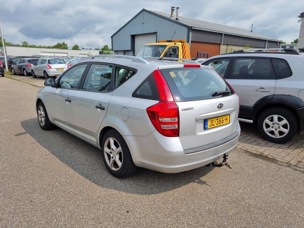 Kia Cee'd Sporty Wagon 1.4 X-tra Airco Bj:2008, Voorwielaandrijving, Gebruikt, 4 cilinders, 1396 cc