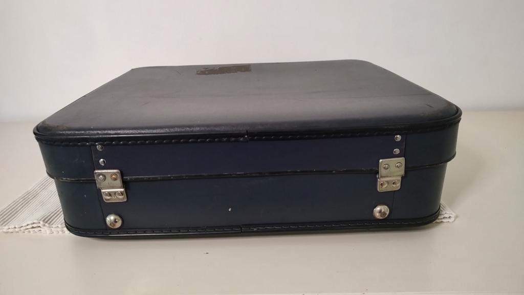 K602 VINTAGE stewardess koffer donker blauw in goede staat, Gebruikt, Hard kunststof, Onbekend, Minder dan 50 cm