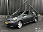 Toyota Aygo 1.0-12V Airco 5-Deurs 2010 NAP All season banden, Voorwielaandrijving, Gebruikt, Metallic lak, 4 stoelen