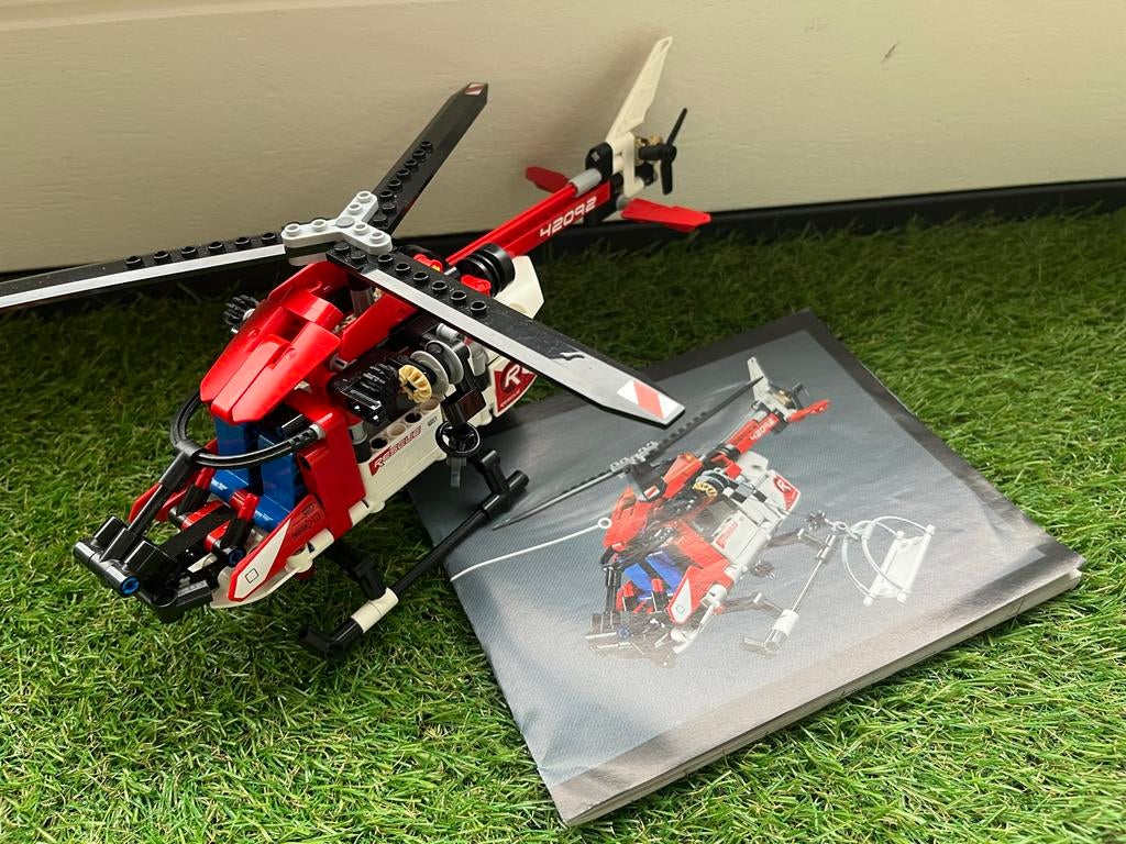 Lego Technic Helikopter & Speedboot - Complete Sets, Ophalen of Verzenden, Zo goed als nieuw, Complete set, Lego