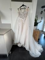 Ivoorwitte trouwjurk (+- 46) kant, glitterrok,lange sleep, Ophalen of Verzenden, Zo goed als nieuw, Wit, Trouwjurk