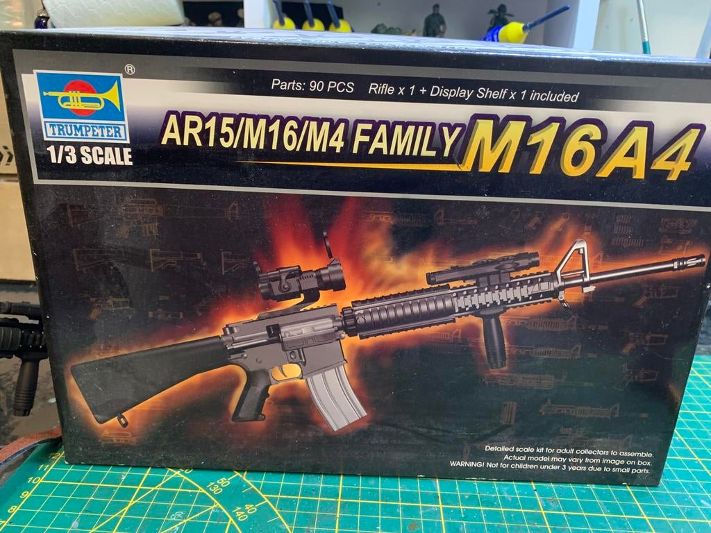 1/3 schaal plastic model M16A4 gebouwd, Ophalen of Verzenden, Gebruikt, Groter dan 1:35, Diorama
