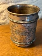 Antiek Zilveren Bekertje met Sierlijke Gravures, Ophalen of Verzenden, Zilver