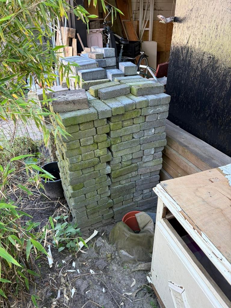 Klinkers gratis af halen, Tuin en Terras, Ophalen, Gebruikt, Beton, Klinkers