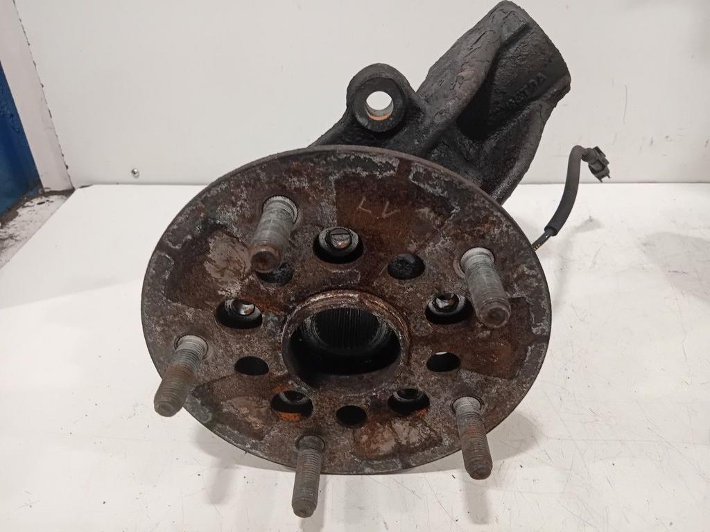 Wielnaaf links voor Ford Transit, Onderdelen@venauto.nl, Van der Ven Autorecycling B.V., Gebruikt, Ettenseweg 76, 4706 PB Roosendaal, The Netherlands