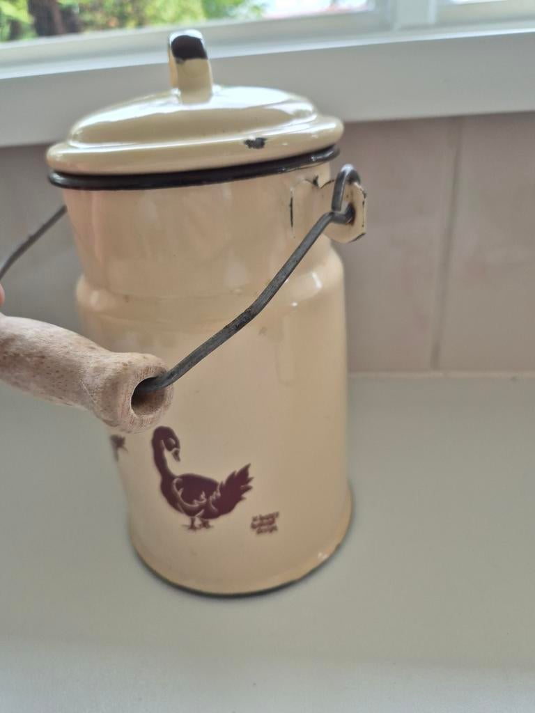 Emaille melkkannetje, Ophalen of Verzenden