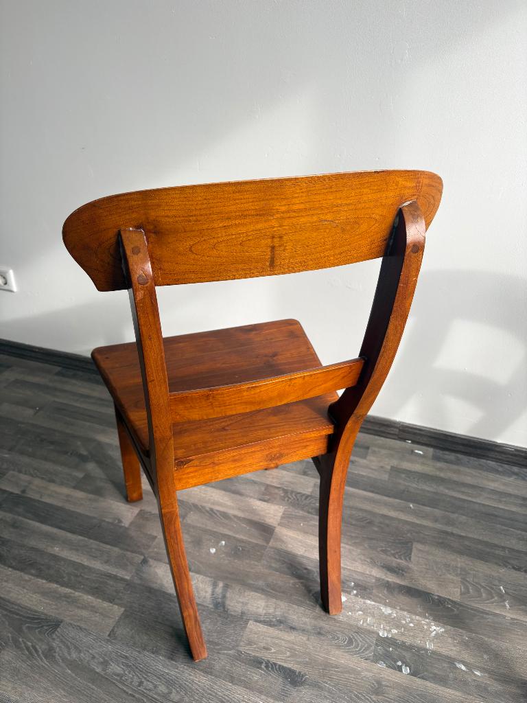 4 wooden dining chairs, Ophalen, Vintage wooden, Bruin, Zo goed als nieuw