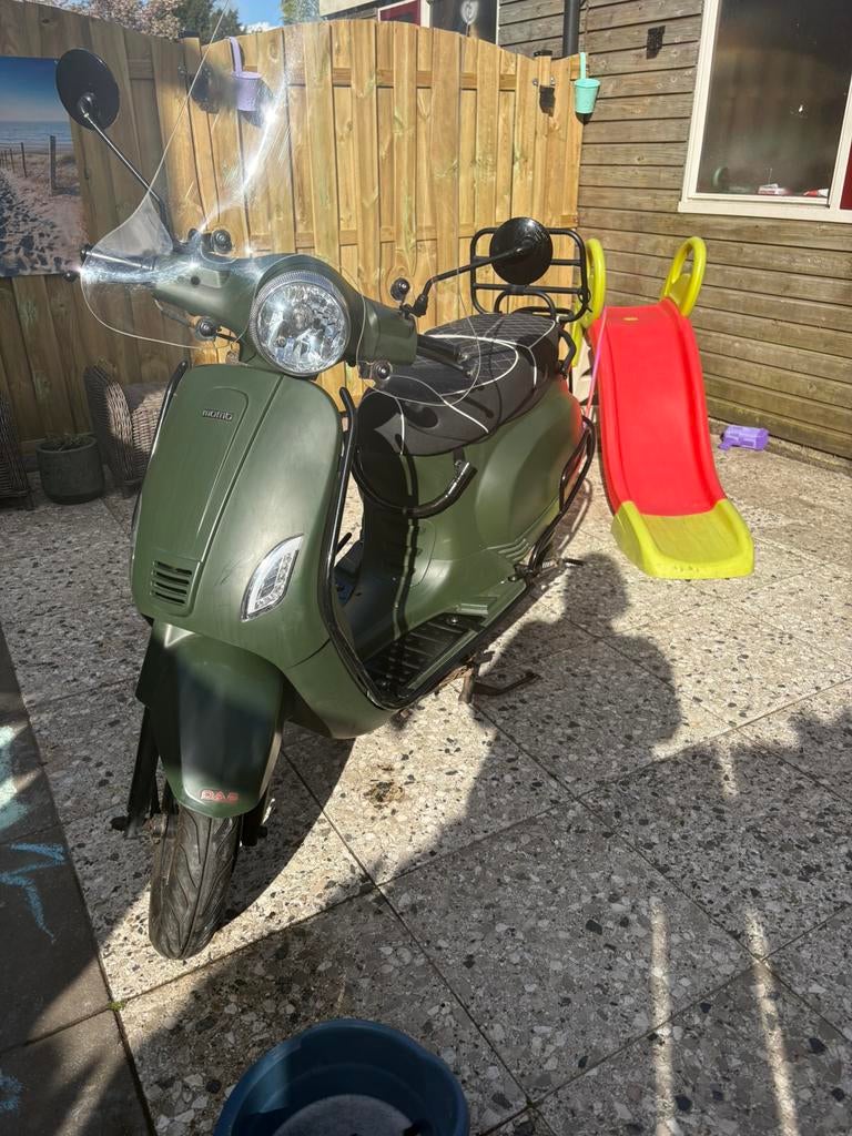 Scooter, Ophalen of Verzenden, Zo goed als nieuw, Benzine, Overige merken