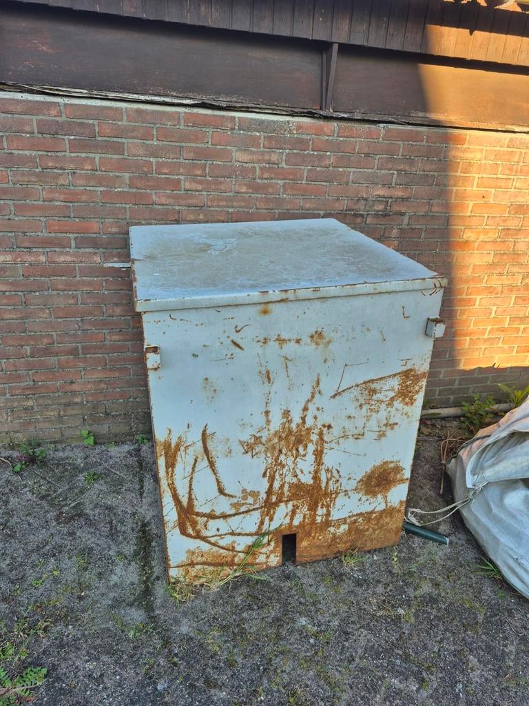 Metalen waterput ombouw / behuizing, Doe-het-zelf en Verbouw, Ophalen, Gebruikt