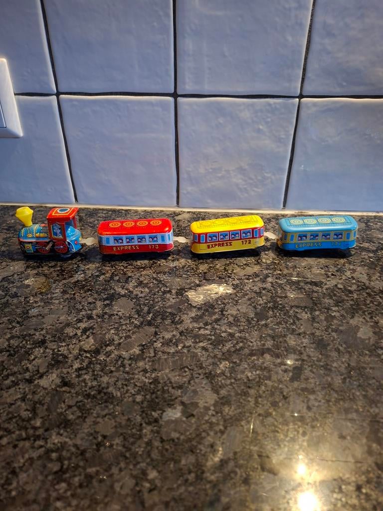 Vintage/ antiek blikken trein met wagonnetjes, Ophalen of Verzenden