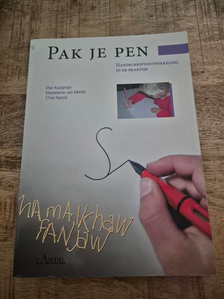 E. Kooijman - Pak je pen, E. Kooijman; M. van Mierlo; C. Natzijl, Sociale wetenschap, Ophalen of Verzenden, Zo goed als nieuw