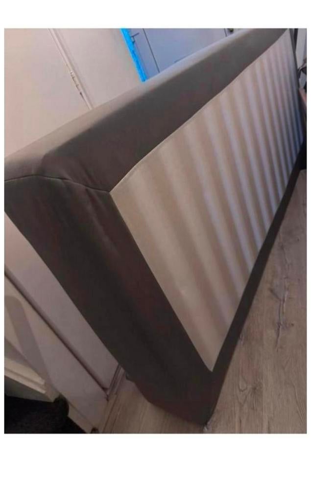 1 persoons LYNGÖR bed, Ophalen, Zo goed als nieuw, Minder dan 100 cm