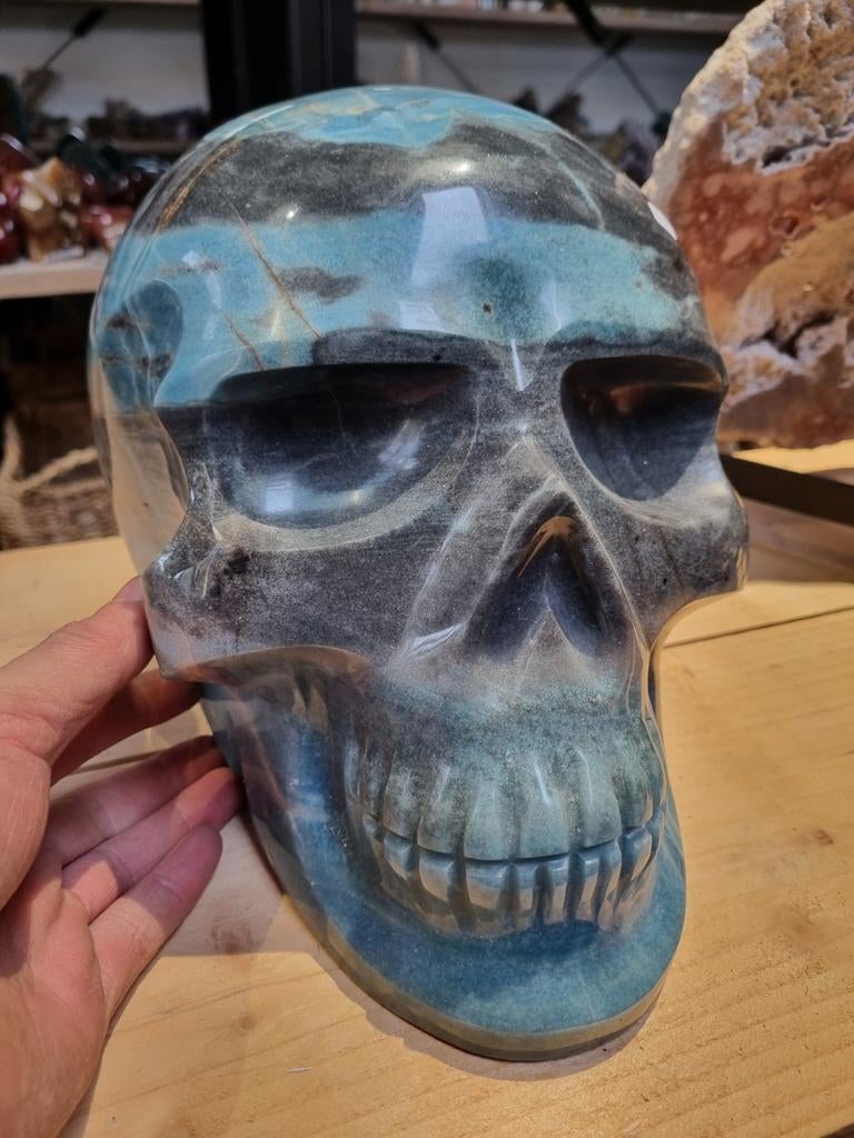 XXL Trolliet schedel - Trolleite kristal sculptuur van 2999,, Ophalen, Mineraal