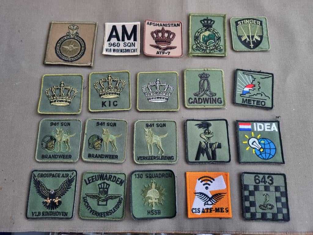 20 diverse borstpatches KLU nr 2, Verzamelen, Militaria | Algemeen, Ophalen of Verzenden, Luchtmacht, Nederland, Embleem of Badge