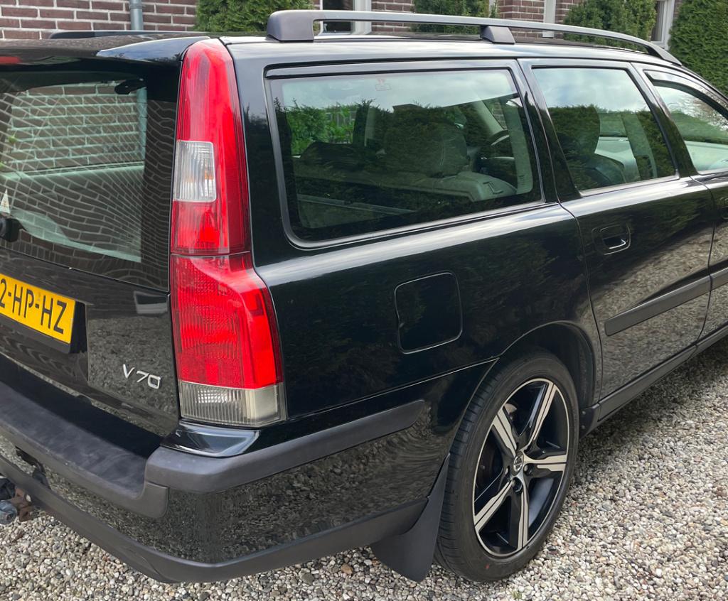 Uniek Ixion III 3 gemodificeerd voor V70N P2 II +zomerbanden, Ophalen, Gebruikt, Volvo