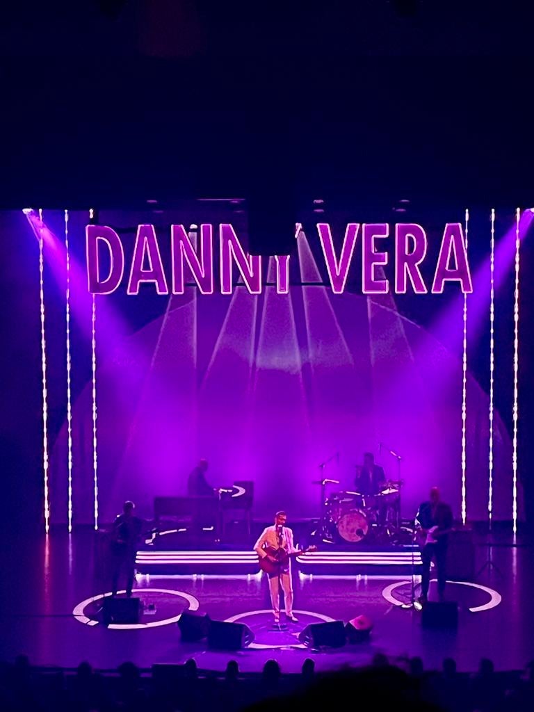 Twee tickets Danny Vera in Tivoli vredenburg 9 mei, Twee personen, Mei