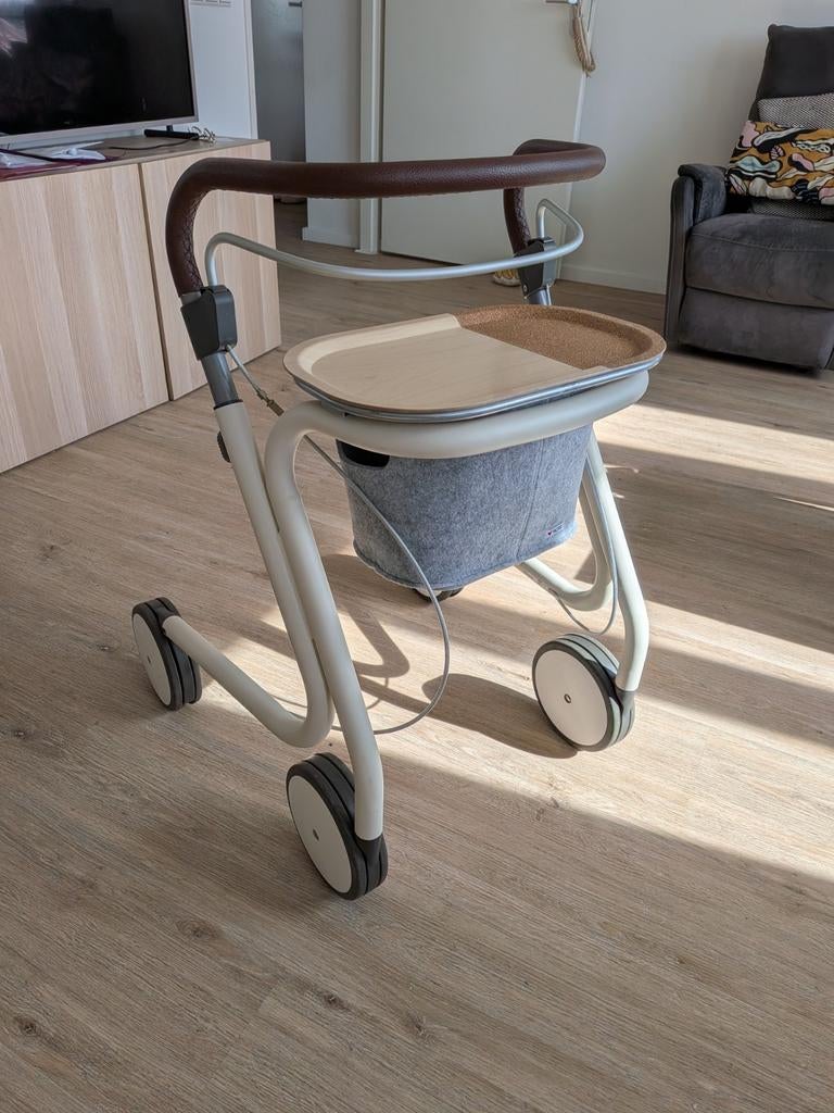 ByAcre Butler rollator - Scandinavian, Diversen, Rollators, Ophalen