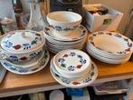 Grote collectie Boerenbont servies: meer dan 15 dinerborden, Ophalen, Gebruikt, Bord(en), Aardewerk
