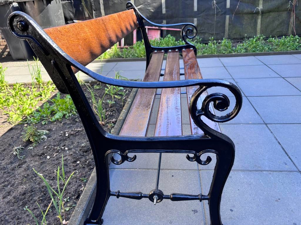 Mooi Gietijzeren Tuinbank, Antiek en Kunst, Curiosa en Brocante, Ophalen of Verzenden