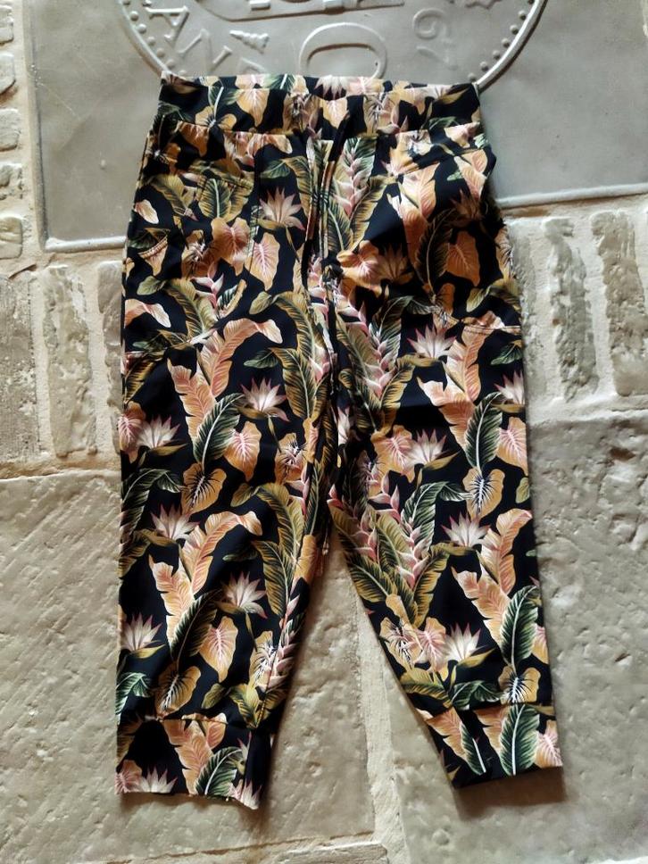 Nieuw: Capribroek G Maxx Aaf Maat XS, Kleding | Dames, Broeken en Pantalons, Nieuw, Maat 34 (XS) of kleiner, Zwart, Driekwart