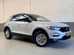 Volkswagen T-Roc 1.5 TSI DSG Style Business Two Tone, Stof, Euro 6, 4 cilinders, 150 pk