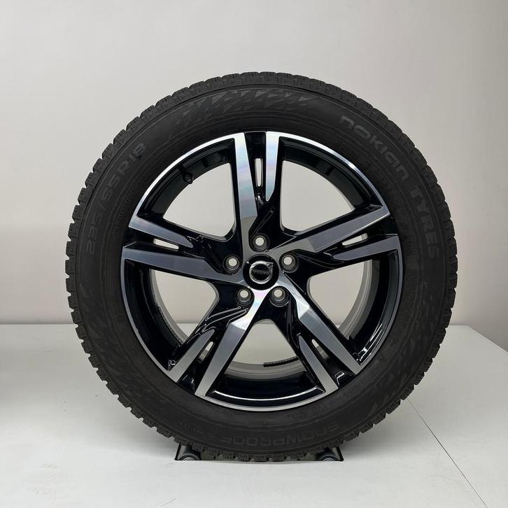 Volvo XC40 - 18 inch - winterbanden, Auto-onderdelen, Banden en Velgen, Banden en Velgen, Winterbanden, 18 inch, 235 mm, Personenwagen