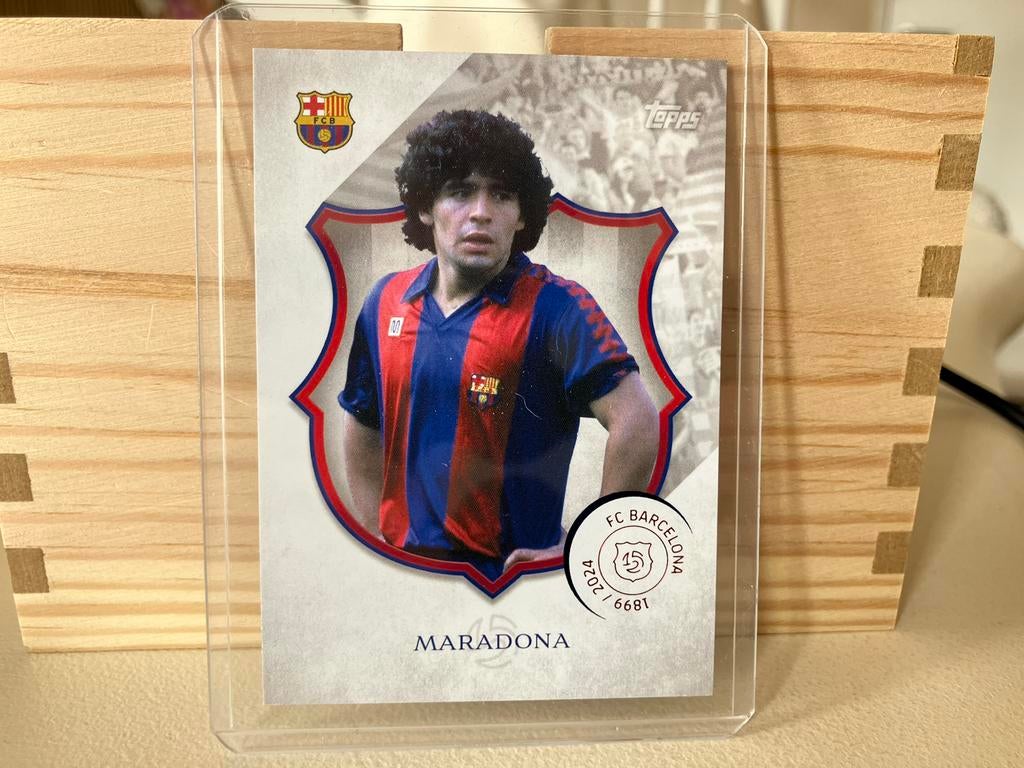 Topps Diego Maradona - FC Barcelona, Ophalen of Verzenden, Nieuw, Buitenlandse clubs, Spelerskaart