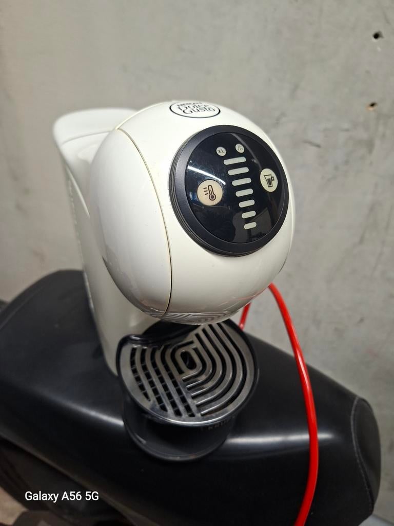 Dolce Gusto Genio S Koffiezetapparaat wit, Witgoed en Apparatuur, Koffiezetapparaten, Koffiemachine, Ophalen of Verzenden, Zo goed als nieuw