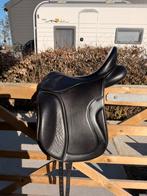 Kingsley D2 17,5 32, Dieren en Toebehoren, Paarden en Pony's | Zadels, Ophalen of Verzenden, Zo goed als nieuw, Dressuur